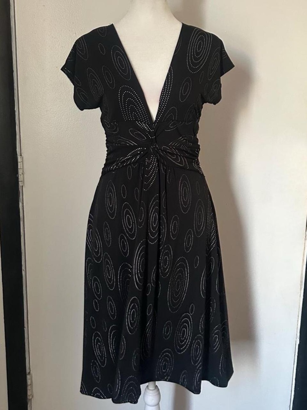Vintage Y2K Black Retro Style Dress with Circular Studded Swirls - Size Medium